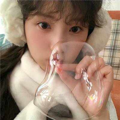 魔手娇娃